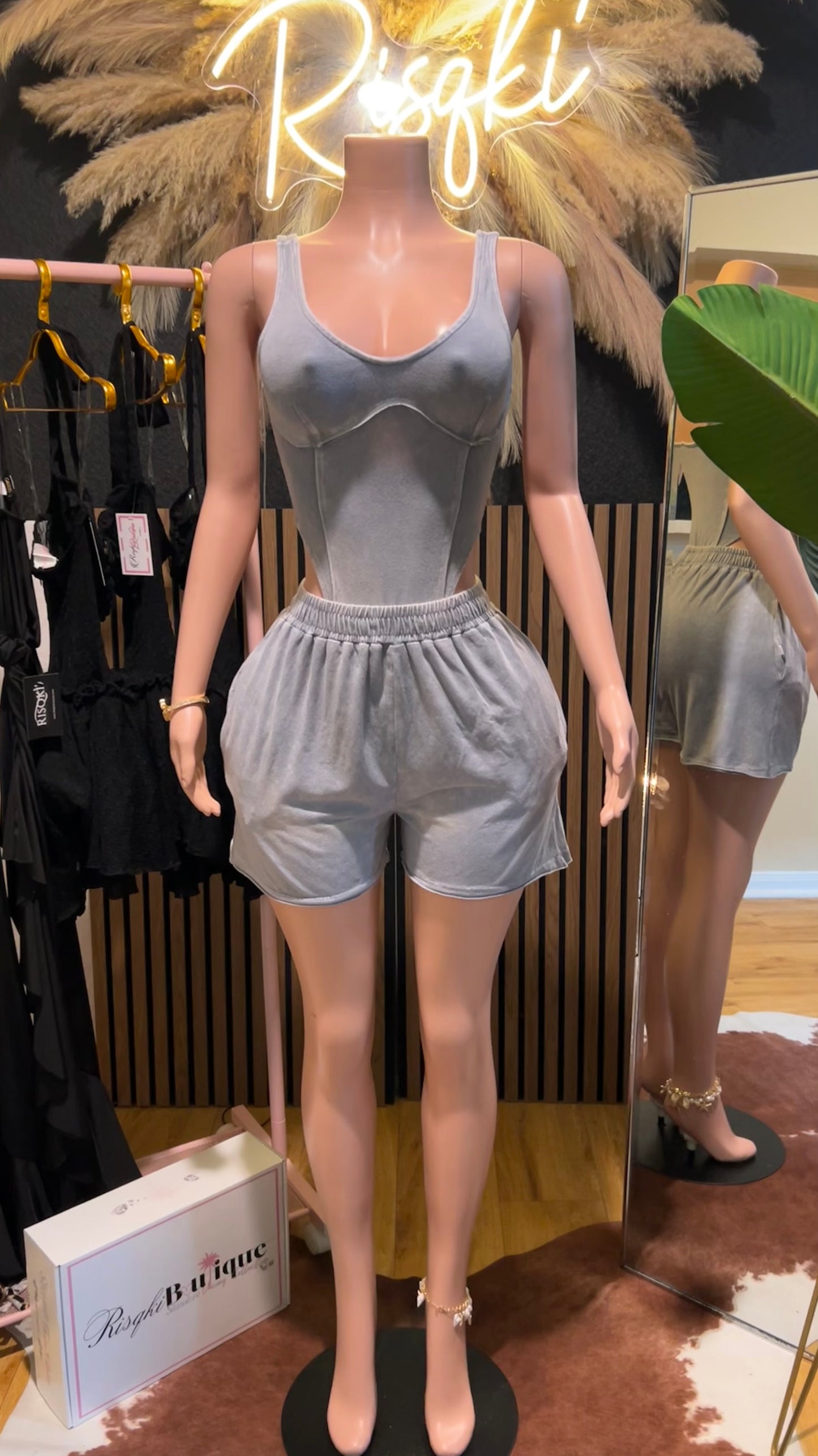 Chill Shorts set (ash grey)